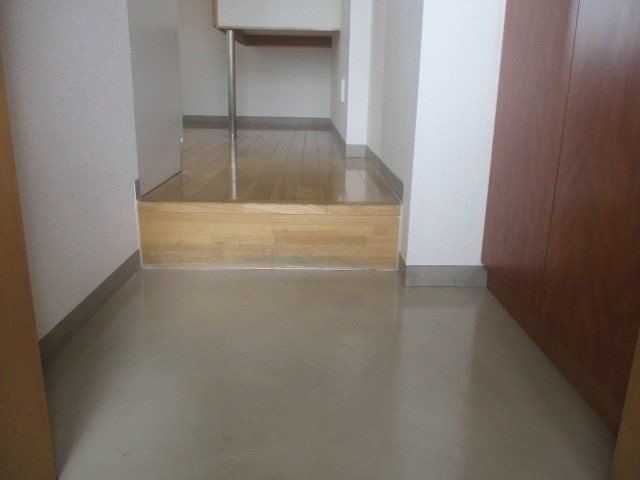 ポピーイン住吉 玄関