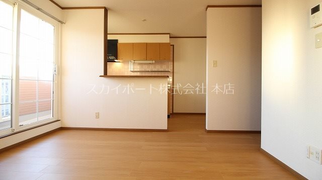 リュートB リビング