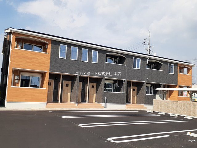 ホルツ　タウン　B 外観