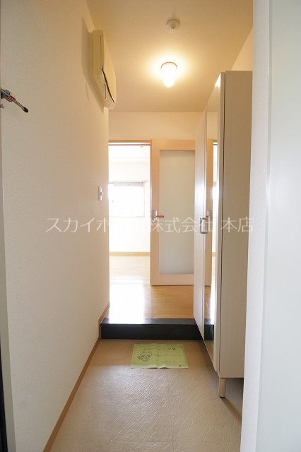 シャンテ高丘 玄関