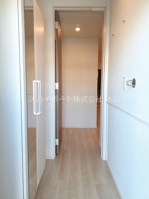 アイリス初生　A 玄関