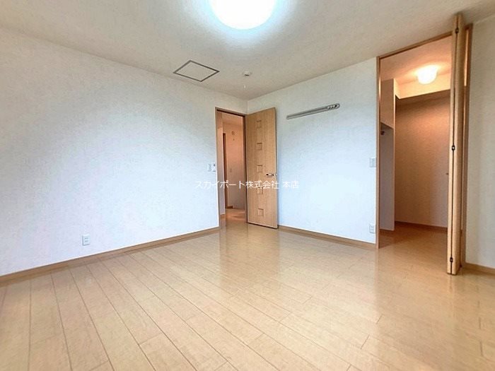 ロイヤルタウン染地台Ｃ ベッドルーム