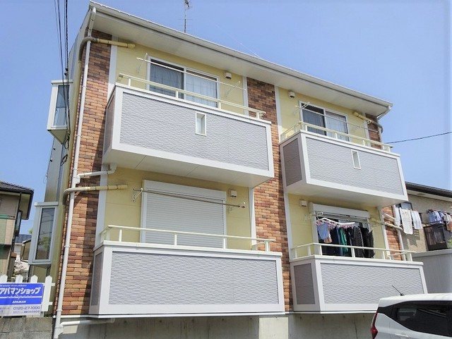 ホワイトステージ 外観