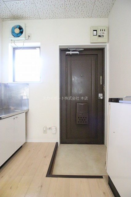 サンハイツエムⅠ 玄関