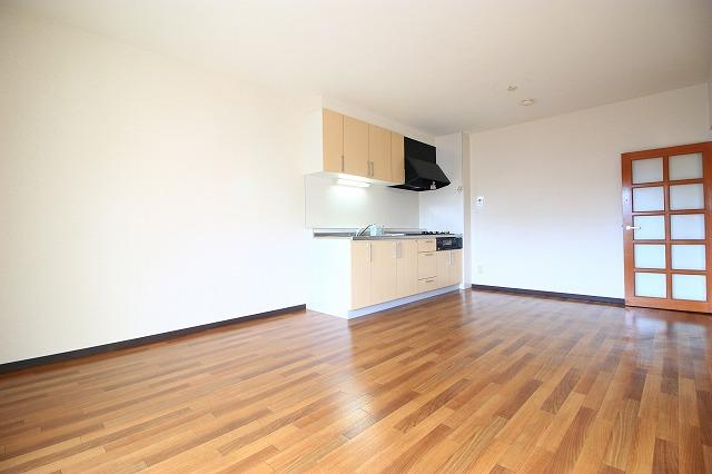 初生パークハイツ リビング