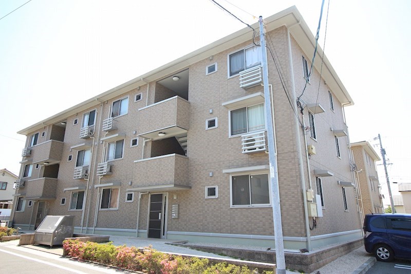 ロイヤルガーデン染地台A 105号室 外観