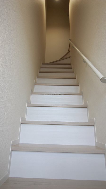 ハルモニア 玄関