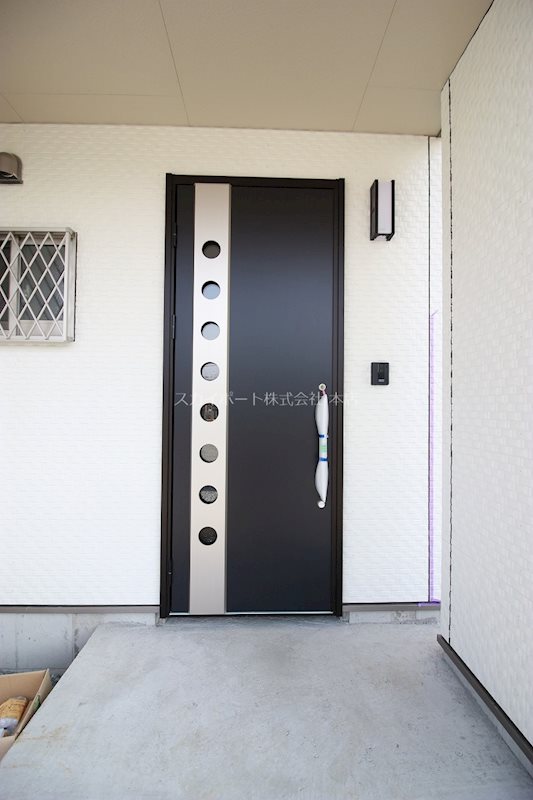 島津様貸家 玄関
