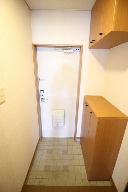 フルークハーフェン 玄関