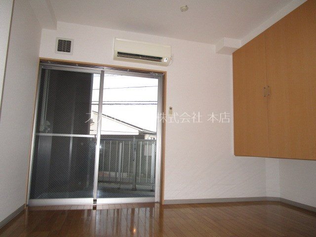 ポピーイン住吉 ベッドルーム