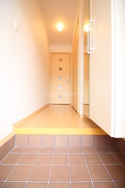 ジュピテル 玄関