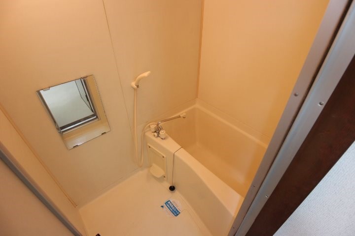 GLORY AOI 風呂画像