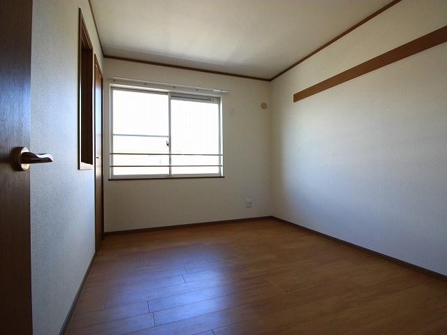 プリムローズⅡ ベッドルーム