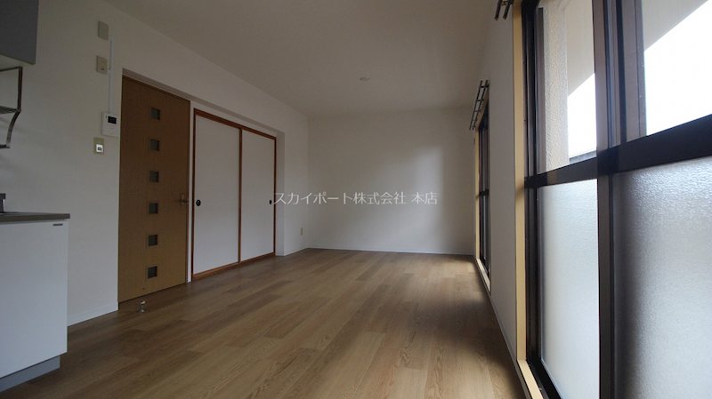 長屋マンション リビング