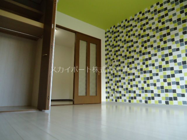 フォールズ リビング