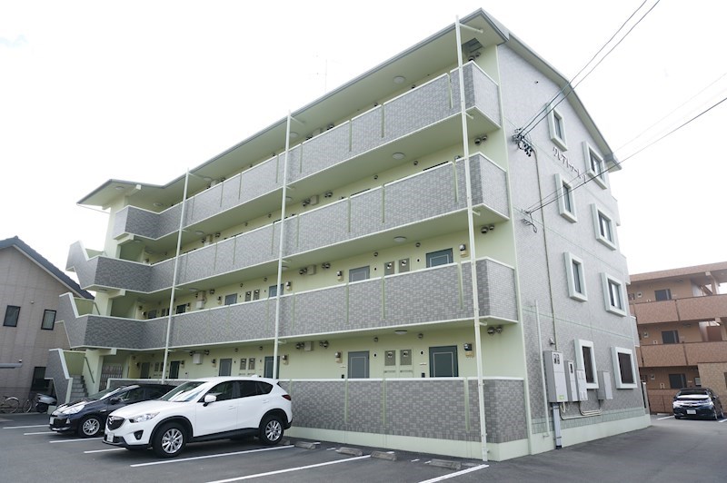 クレアトゥールⅠ 外観