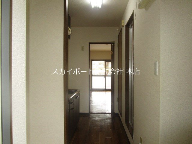 初生マンション 玄関