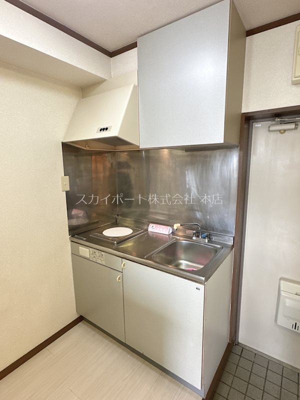 べェーべ1996 キッチン