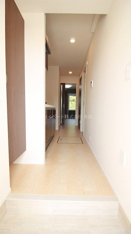 プラムガーデン 玄関