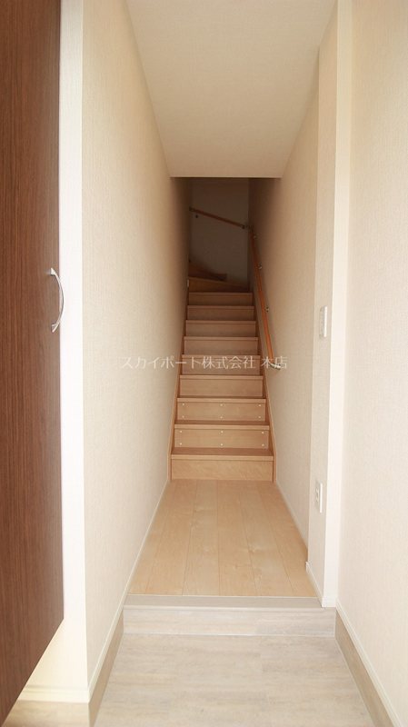 プラムガーデン 玄関