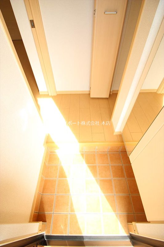 ミルトブリーゼ 玄関