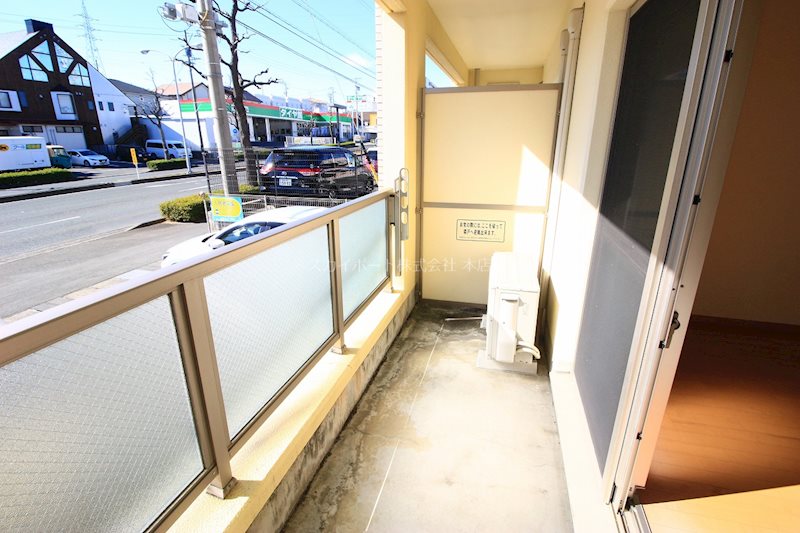 ル・リオン半田山 ベランダ