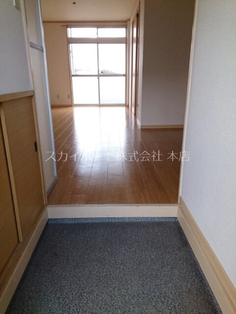 シティハイツなかの 玄関