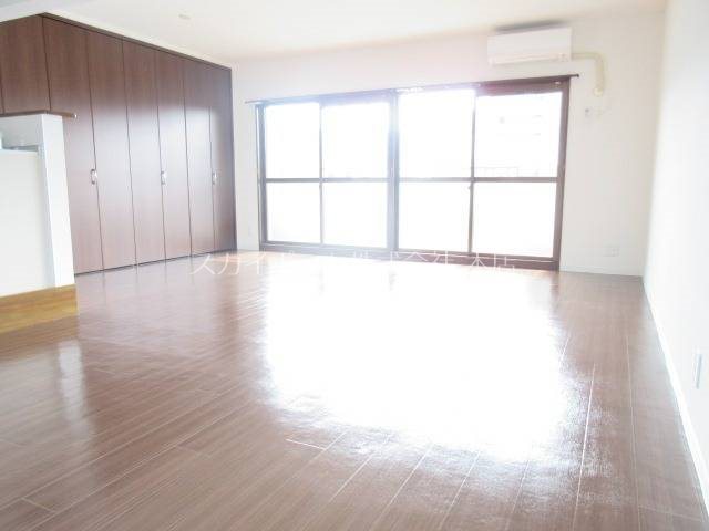 レジデンス上島 リビング