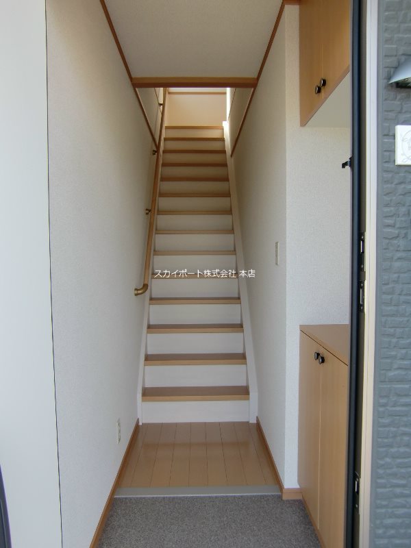 グランヒルＡ 玄関