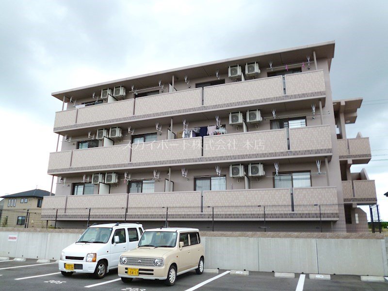 South Verushina 外観