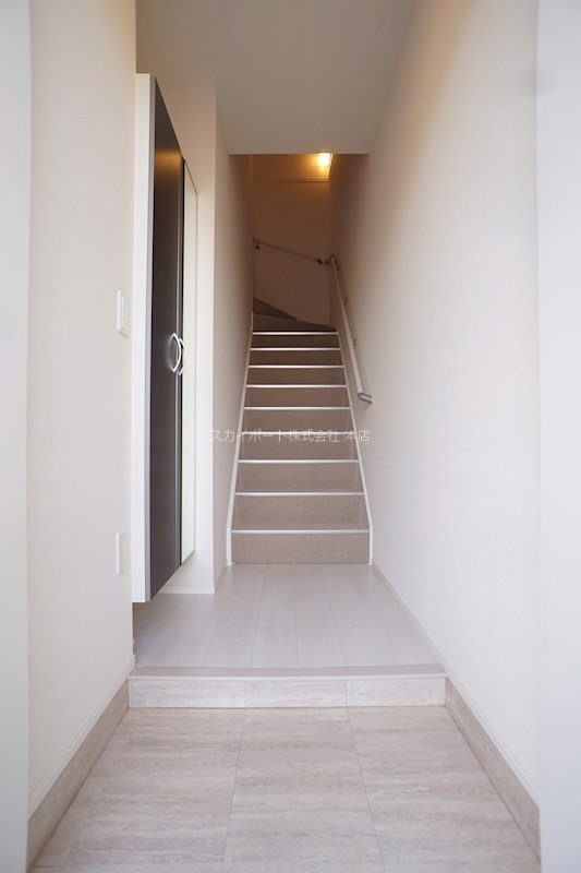 Le calme（ル　カルム） 玄関