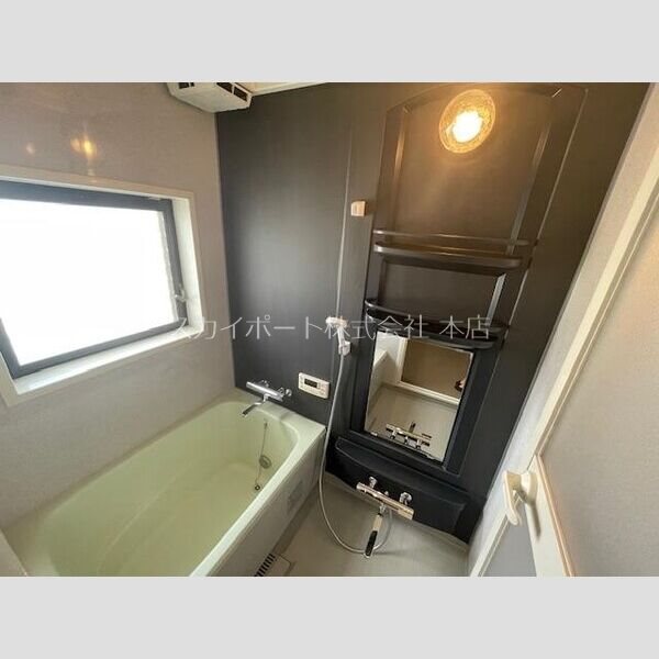 高丘西貸家 風呂画像