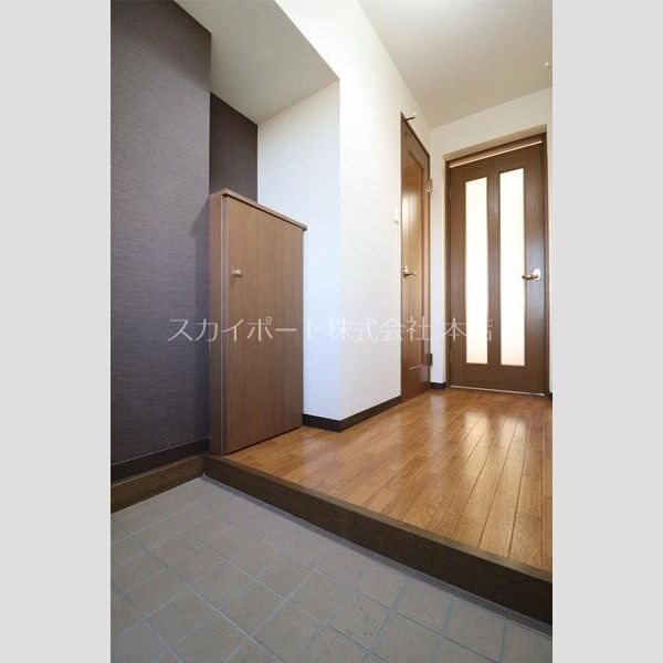 プロスペール半田山 玄関