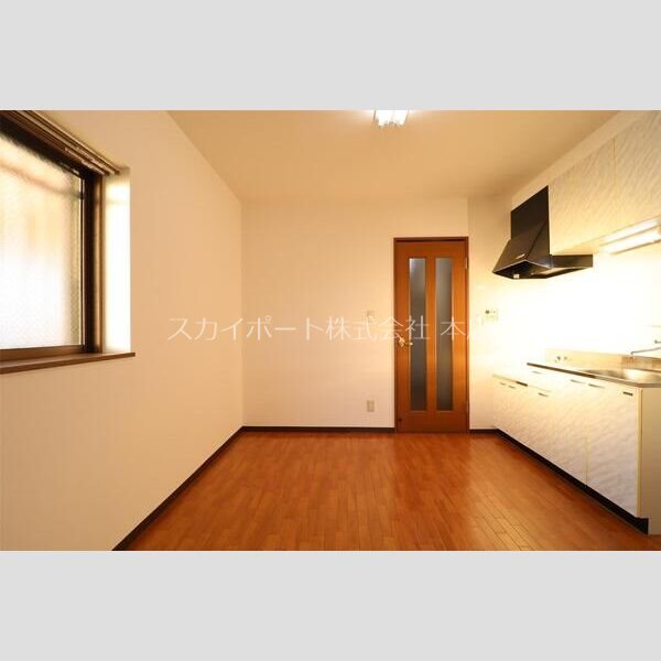 プロスペール半田山 リビング