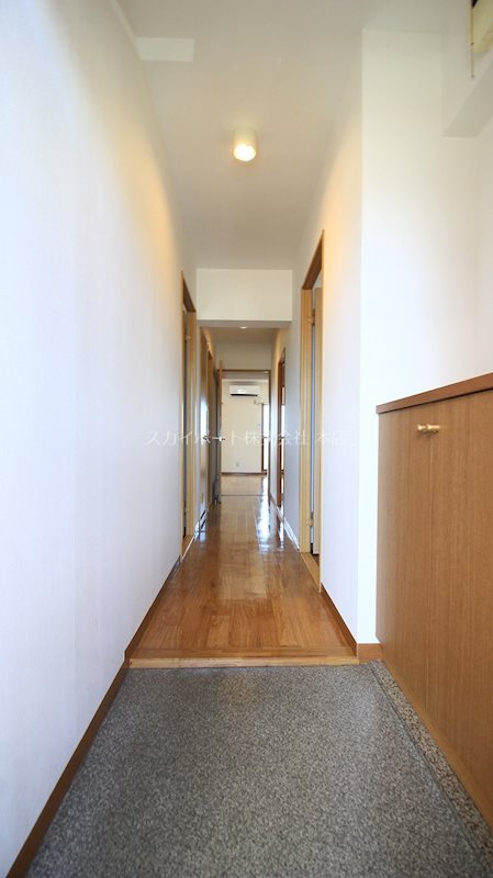 エスペランサAOI 玄関