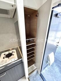 ディアス静 玄関