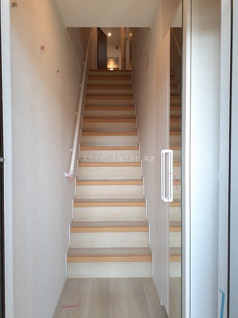 イーストメロウ 玄関