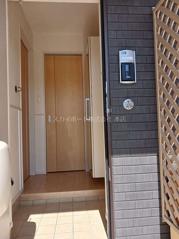 オベリスⅠ 玄関