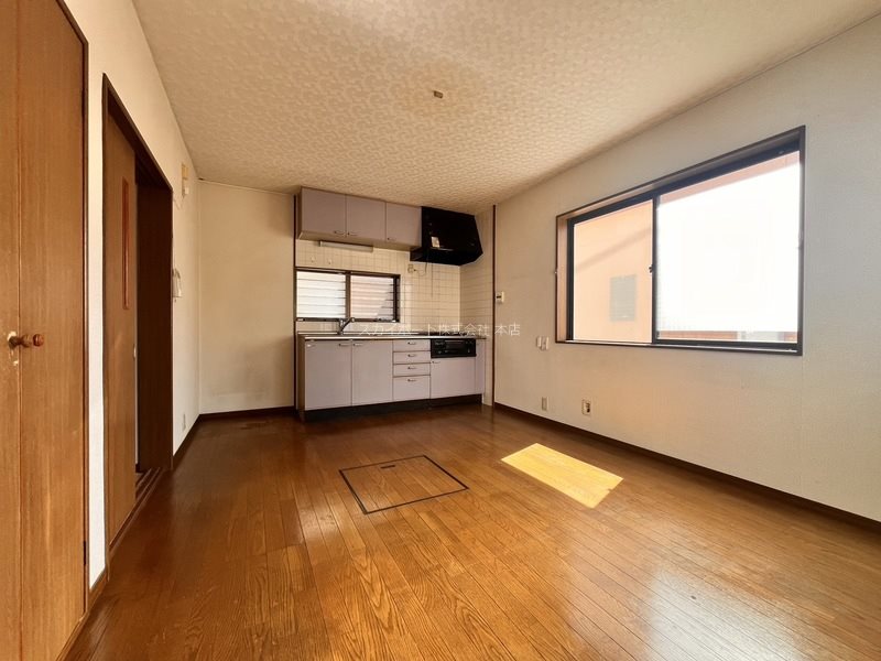 高丘北戸建て貸家 リビング