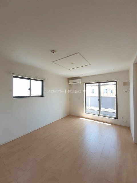 カーサ　ラルゴ リビング