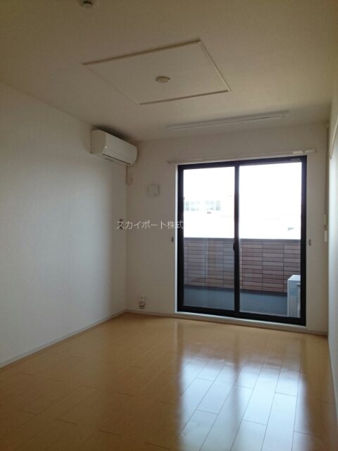 ミルト・アルバーダ・Ｎ　Ａ リビング