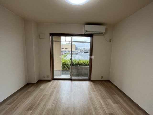 オリオンアパートメント リビング