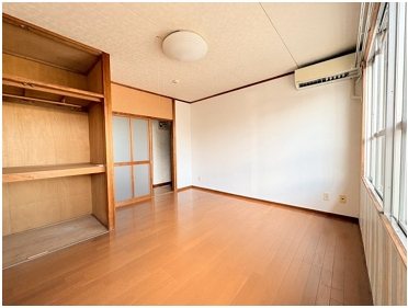 メゾン初生 ベッドルーム