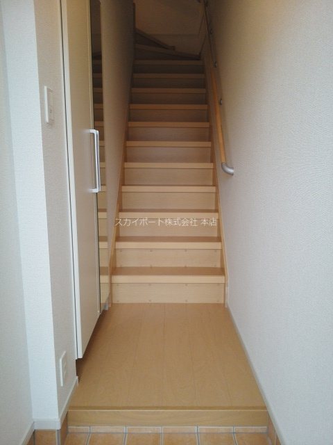 シャトレイユ 玄関
