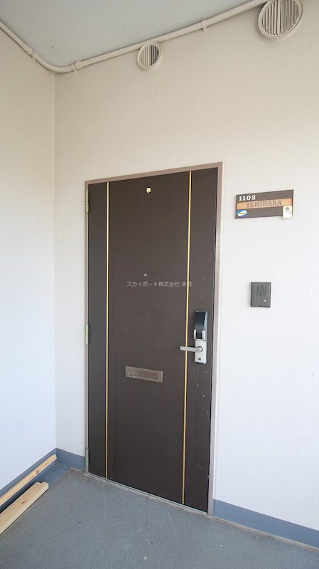 パークビュー四ツ池 玄関