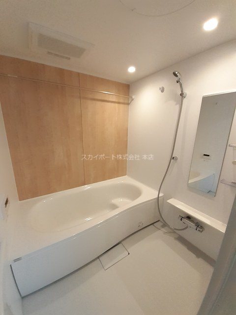 アイリス初生　C 風呂画像
