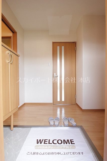 アベニュー初生 玄関