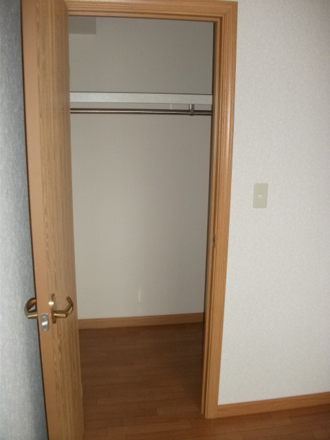 フレーベルハイツ 収納