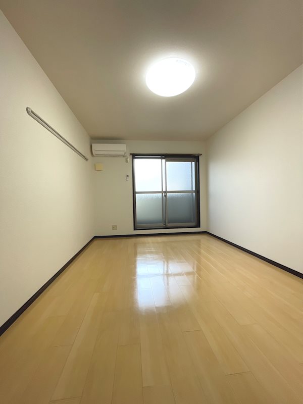モンサント旭町 リビング