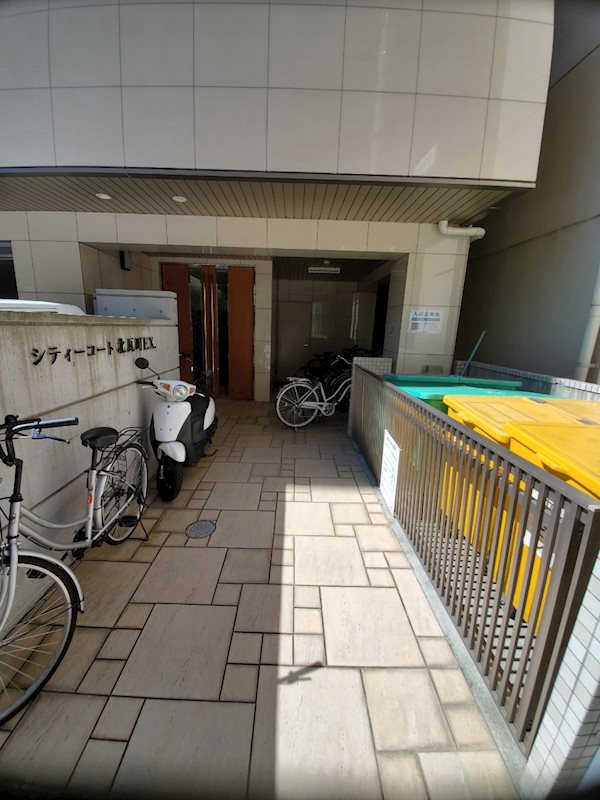 シティーコート北瓦町EX エントランス